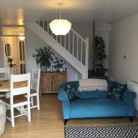 Modern 2 Bed House Portsmouth Near QA Hospital