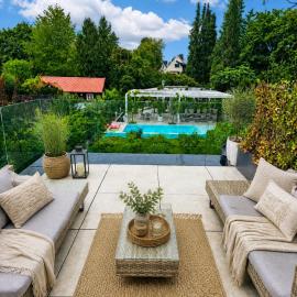 Beautiful new L apartment -15 min to city center