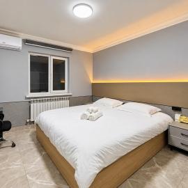 Rui Xue 1-Large Bed