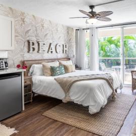 Steps to Beach | King Bed + Resort Amenities