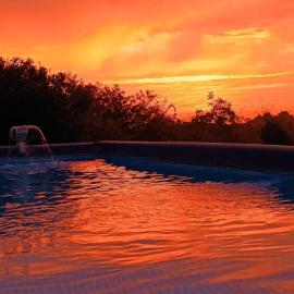 B&B TERRA DI COLLINA biker friendly-pool-sauna-jacuzzi, khách sạn ở Montegrosso dʼAsti
