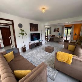 Prime Elgon View 5BR Family Home Private Secure, hotel a Eldoret