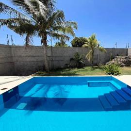 3 bedrooms beach Sea view apartments nyali