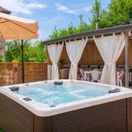 MaisonTuscany - Jacuzzi riscaldata- 7 posti- relax