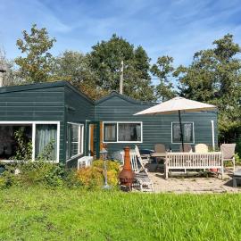 Beautiful Home In Reeuwijk With Lake View, hotel em Reeuwijk
