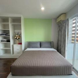 BKK TEAK Hostel, hotel i Amphoe Phra Khanong