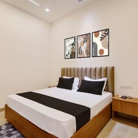 Hotel O Grace, хотел в Hānsi