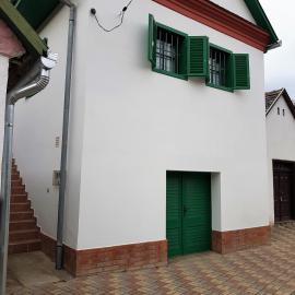 Pincesor Apartman, hotel in Villánykövesd