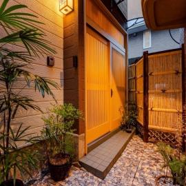 Michiko House PayPayドーム MARK IS福岡 駐車場付き最大8名のモダンな一軒家 空港 博多駅直通 天神地下鉄5分