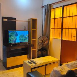 Casa Amplia a 5 min del Centro - Cochera, Patio y Parrilla