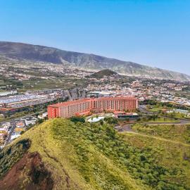Hotel Las Águilas Tenerife, Affiliated by Meliá, hotell i Puerto de la Cruz