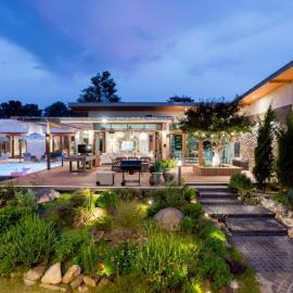 Olive hill pool villa khaoyai, hotel en Ban Sap Phlu