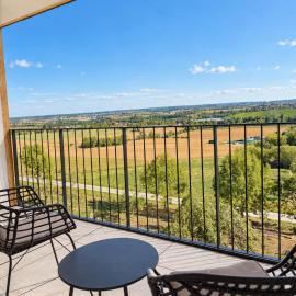 Panorama-Apartment mit Weitblick, viešbutis mieste Pfedelbachas