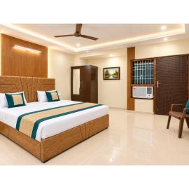 Grand Avi Vandy Gange Varanasi Spacious AC Rooms, Modern Lift, Free Wi-Fi & Family Stay Near Kashi Vishwanath Temple, Manikarnika Ghat & Dashshwamedh Ghat, viešbutis Varanasyje