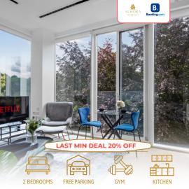 Premium 2BDR Apartment By Aurora WorkNest Short Lets & Serviced Accommodation London With Fitness Centre & Parking