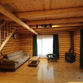 Mestia Log House, hotel en Mestia
