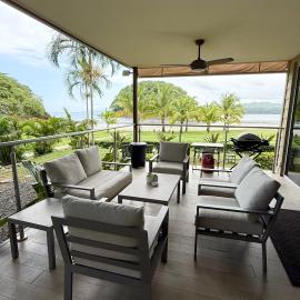 Azuero Lodge: Luxury Beachfront condo- Playa Venao, hotel v destinaci Playa Venao