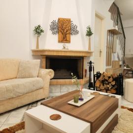Akrata Maisonette، فندق في أكراتا
