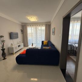 EM Homes Modern 1-Bedroom Apartment with Pool 15 Minutes from JKIA Airport