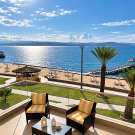 Ocean View Apartment Beach Pools Pier & Lift