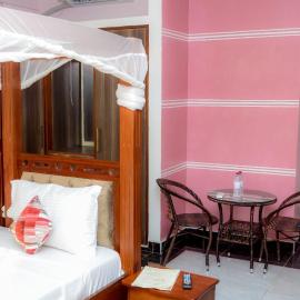 Vidzo Royal Inn Hotel