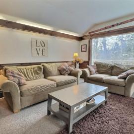 SnowArts, Wood Burning fireplace, Close to slopes