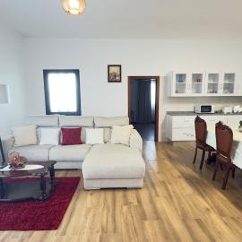 Traditional T2 Santana Central Hiking Apartment