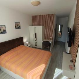 Skyline Apart 3 Militari Residence、Roşuのホテル