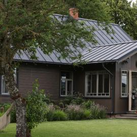 Country House Dravnieki, hotel i Kraujas