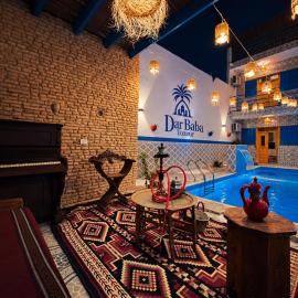 Dar Baba Tozeur, Maison d'hôtes avec piscine & rooftop, hotel din Tozeur