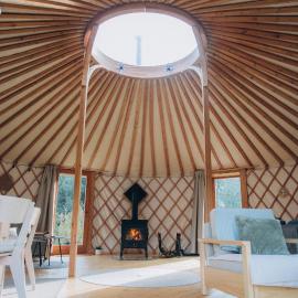 Glamping nad Meandry v královské jurtě