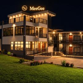 The Hotel Meegee, Hotel in Nyahururu