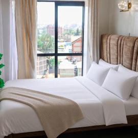 Nairobi City's Hideout Free Parking and High-Speed Wi-Fi, hotell i Nairobi