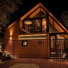 Aura Frame Villa, hotel Arzniban