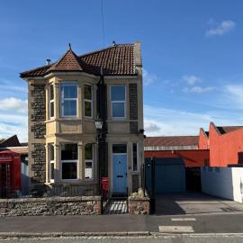 Bristol में, होटल Quirky large Victorian house with private parking