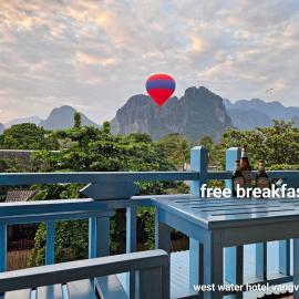 west water hotel vangvieng