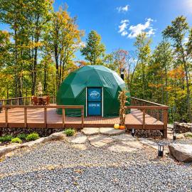 Domes at Catskills, hotel u gradu Swan Lake
