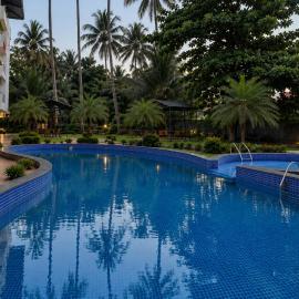 S Penthouse With Swimming Pool