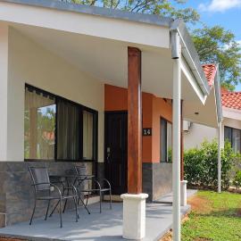 Cozy Tropical Villa Beach Nature and 3 Pools, готель у місті Venado