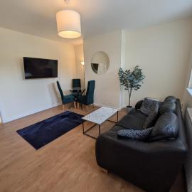 Modern 3-Bed House With Private Parking, ξενοδοχείο σε Ecclesfield