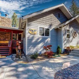 Arrowbear Lakehouse, 5BR-3BA, Sauna, Media and Game Room