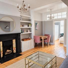 Smugglers Retreat - Sea Views & Garden, Rottingdean, Hotel in Rottingdean