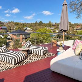 Epic Rye Penthouse with Bubble Dome & Amazing Views!، فندق في راي
