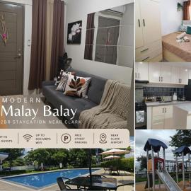 Modern Malay Balay- 2BR Near Clark, with Pool & WiFi