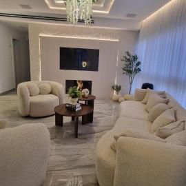 Mariee' Luxury Penthouse