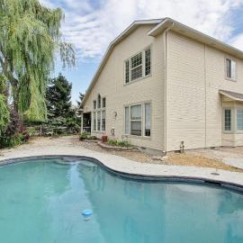 Close to Lakeview Golf Course
