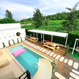 Banrao Pool Villa Khaoyai บ้านเราพูลวิลล่าเขาใหญ่, hotel v destinaci Ban Tha Maprang
