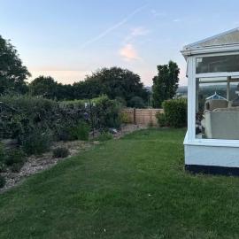 Charming Devon bungalow with views