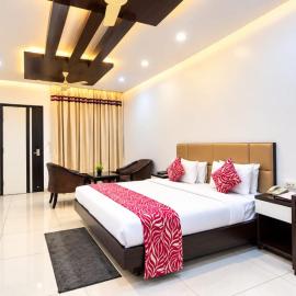 Jhansi Hotel, hotel di Jhānsi