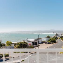 Sea Glass Yzerfontein